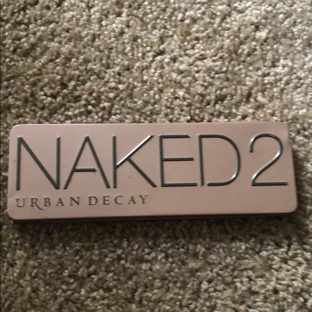 CULT FAVORITE NAKED2